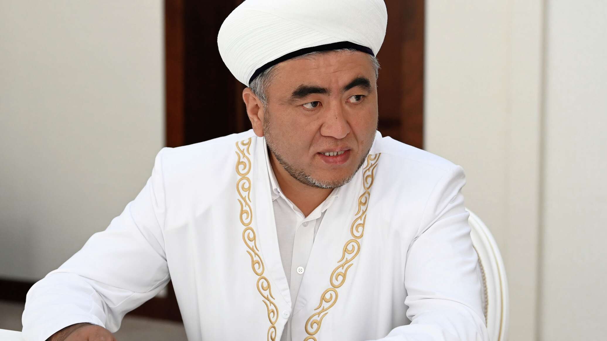 Имам султанов. Имам султангереев. Имам хатыб мечети пласта султанов. Имам султанов. Ислам хазрат зарипов.