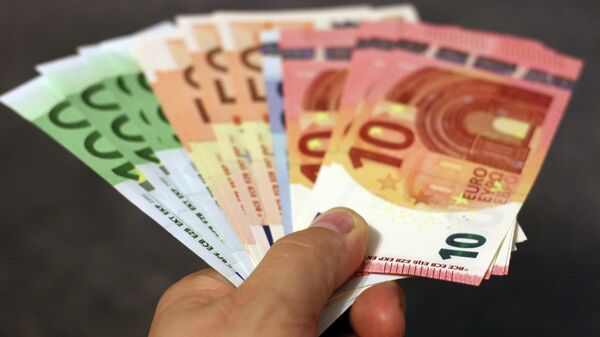 Банкноты евро. Архивное фото - Sputnik Кыргызстан