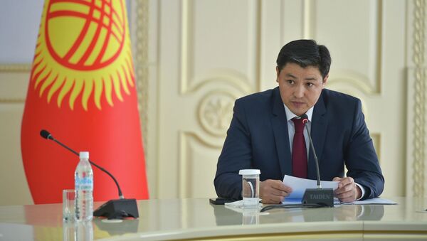Глава кабмина Улукбек Марипов во время совещания - Sputnik Кыргызстан