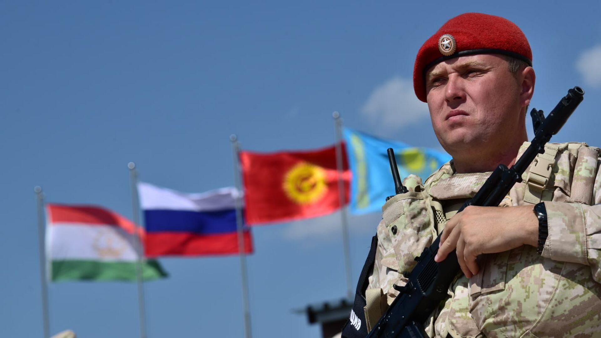 Учения ОДКБ в Иссык-Кульской области. Архивное фото - Sputnik Кыргызстан, 1920, 29.04.2022