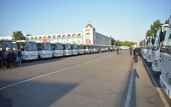 В Бишкек доставили 210 новых автобусов - Sputnik Кыргызстан