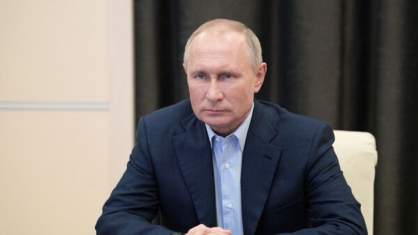 Президент РФ В. Путин провел онлайн-встречу с участниками всероссийской акции МыВместе - Sputnik Кыргызстан