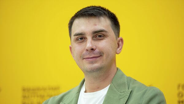 Общественный деятель, политолог Денис Бердаков - Sputnik Кыргызстан