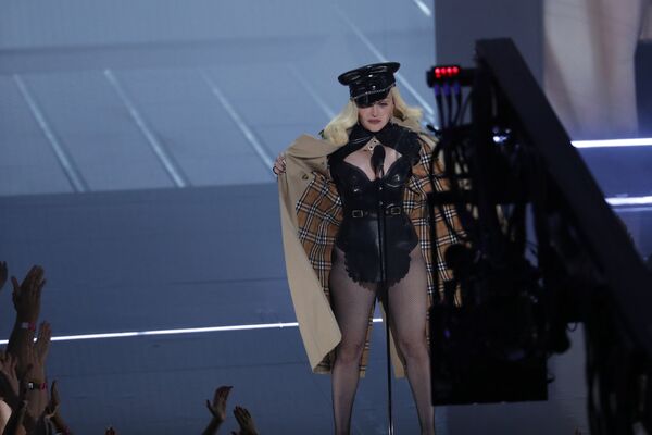 Мадонна на MTV Video Music Awards - Sputnik Кыргызстан