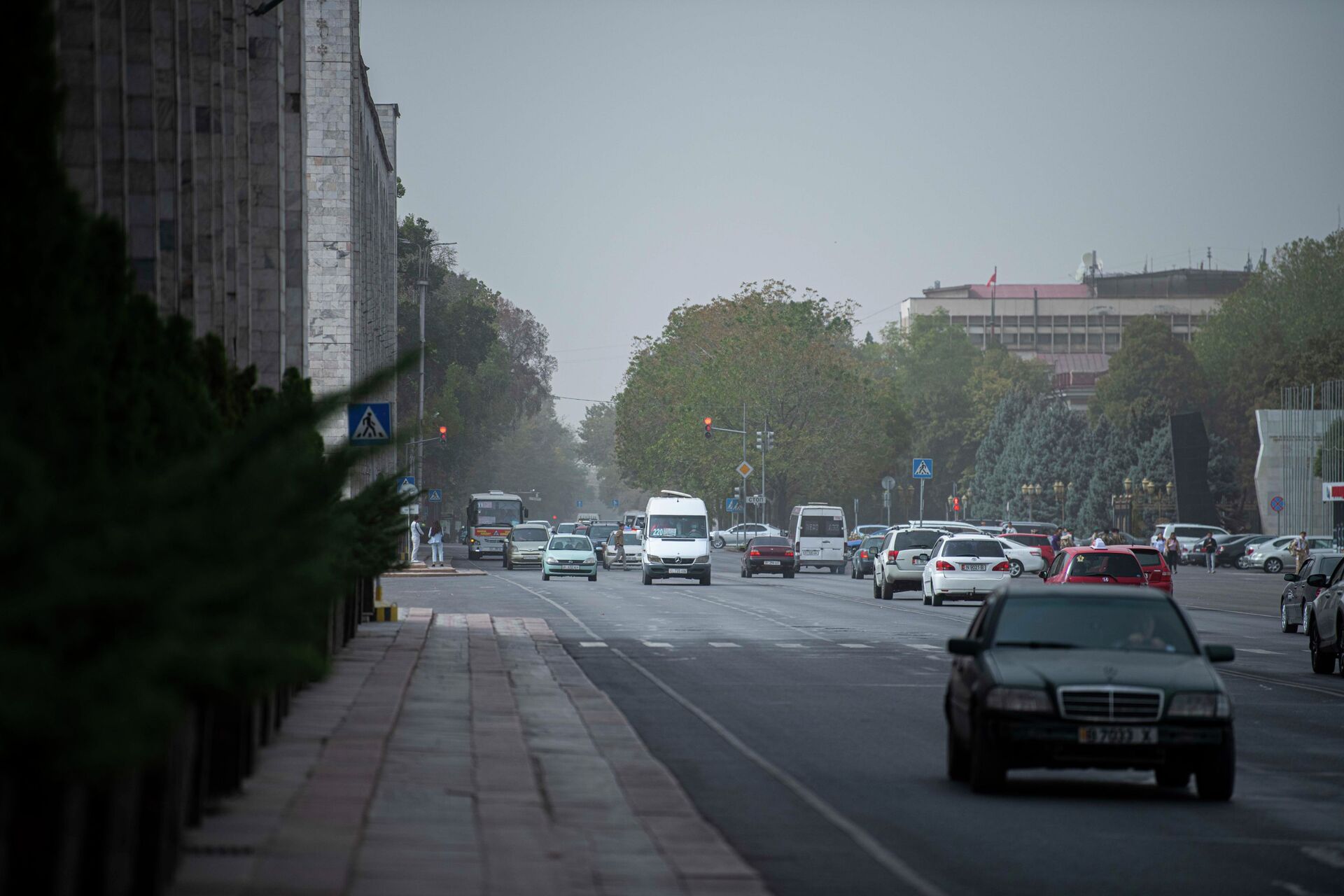 Почему пыль над Бишкеком не оседает? Экологи объяснили аномалию - Sputnik Кыргызстан, 1920, 27.09.2021