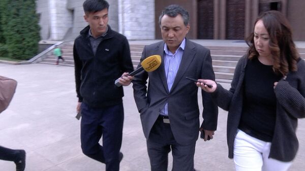 Чем закончилась разборка депутатов Ибраева и Жеенчороева — видео - Sputnik Кыргызстан
