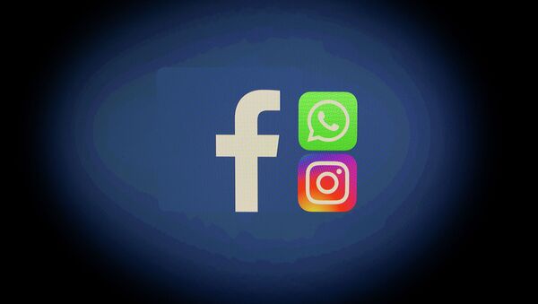 Facebook, Instagram жана WhatsAppтын логотиптери. Архив - Sputnik Кыргызстан