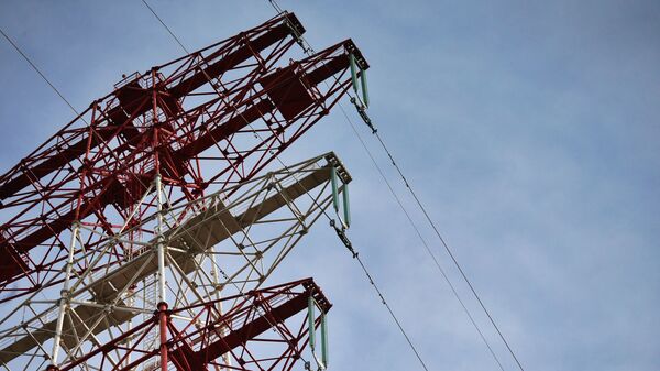 Опоры высоковольтного электричества. Архивное фото - Sputnik Кыргызстан