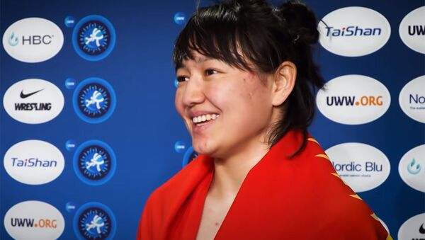Нет ничего невозможного — Жуманазарова обратилась к юным кыргызстанкам. Видео - Sputnik Кыргызстан