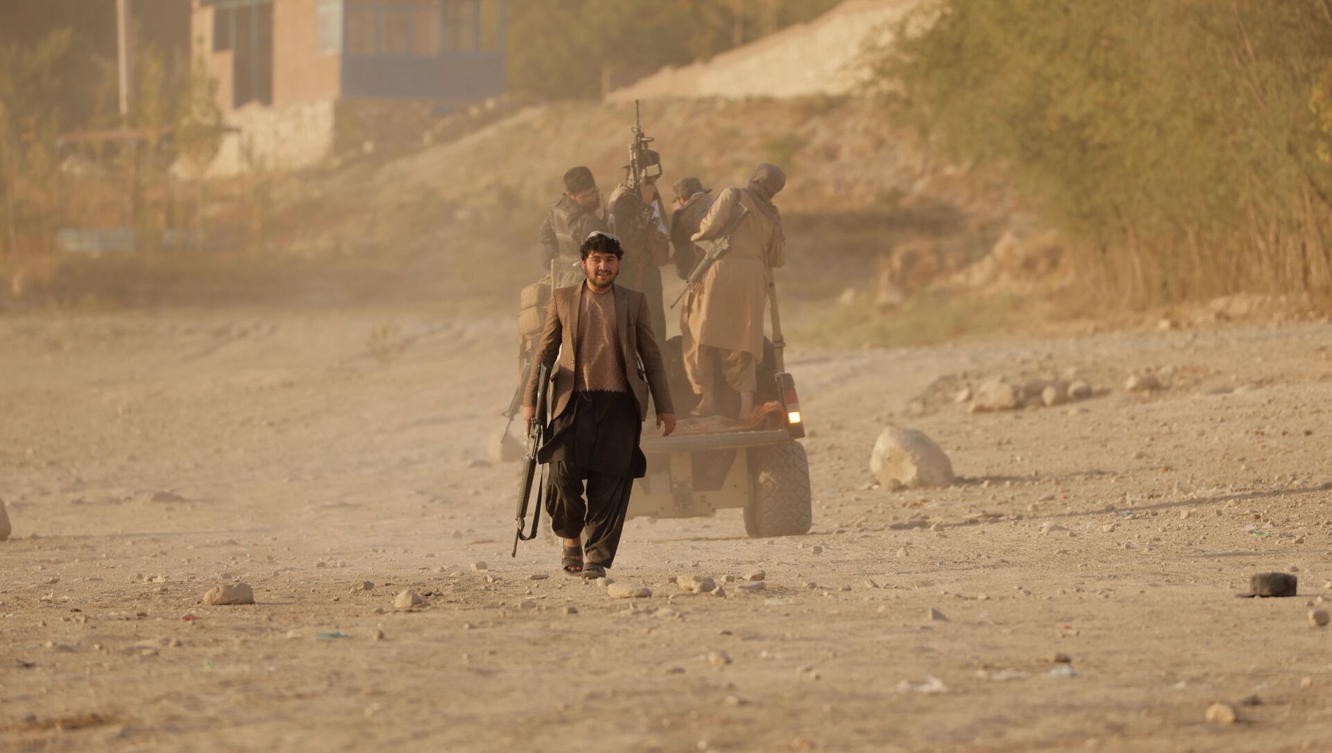 Бойцы Талибана у парка развлечений в Кабуле, Афганистан. Архивное фото - Sputnik Кыргызстан, 1920, 15.10.2021