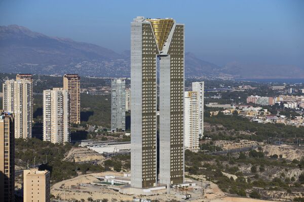 47-этажный небоскреб Intempo в Бенидорме (Испания) - Sputnik Кыргызстан