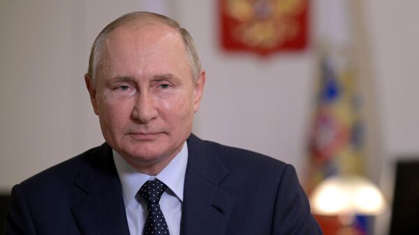 Россия лидери Владимир Путин. Архивдик сүрөт - Sputnik Кыргызстан