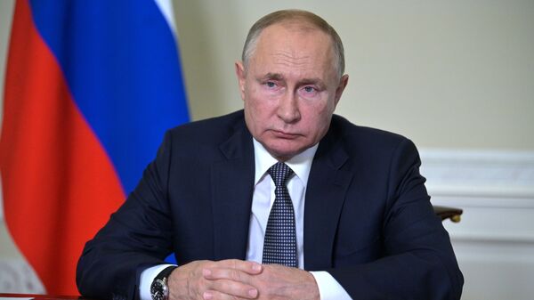 Президент РФ Владимир Путин принимает участие в заседании Высшего Евразийского экономического совета (ВЕЭС) - Sputnik Кыргызстан
