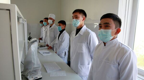 Студенты КГМА. Архивное фото - Sputnik Кыргызстан