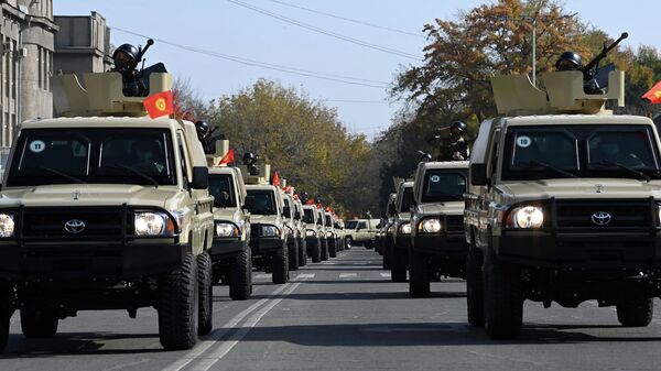 Передача 40 единиц новой бронированной военной техники пограничной службе ГКНБ - Sputnik Кыргызстан