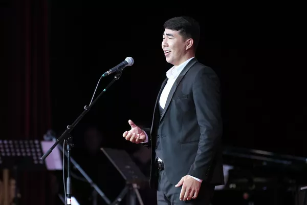 В конкурсе приняли участие более 50 исполнителей из Казахстана, Узбекистана и Кыргызстана - Sputnik Кыргызстан