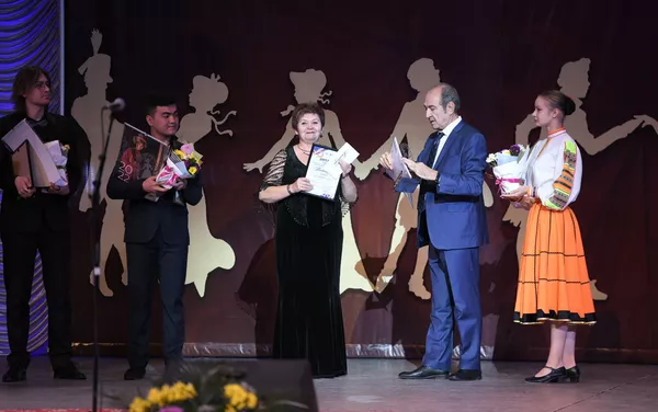 Определены победители V Среднеазиатской романсиады — конкурса исполнителей русского романса, который прошел в Бишкеке - Sputnik Кыргызстан