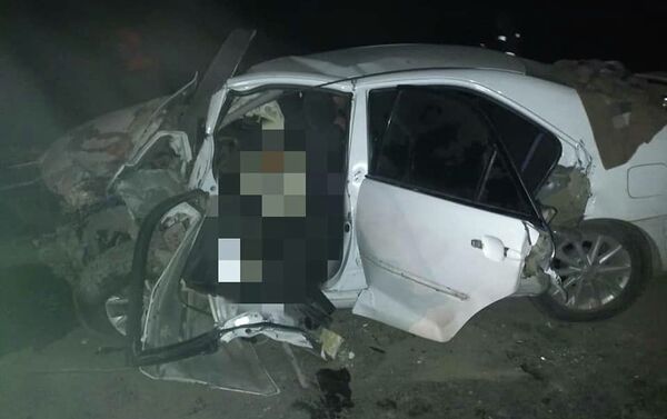На автодороге Бишкек — Ош в Суусамырской долине произошла авария, в результате которой погибли два человека - Sputnik Кыргызстан