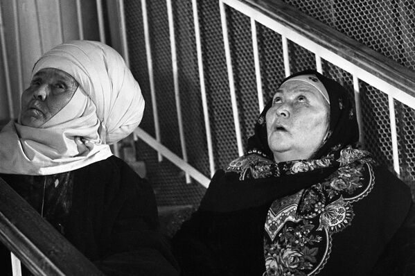Фильмге тартылгандар көрүүчүлөрдүн купулуна толуп, көпчүлүктүн сүймөнчүгү болгон - Sputnik Кыргызстан