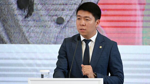Пресс-секретарь президента КР Эрбол Султанбаев - Sputnik Кыргызстан