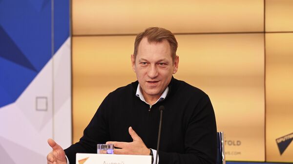 Россия сегодня медиатобунун орун басар редактору Андрей Благодыренко - Sputnik Кыргызстан