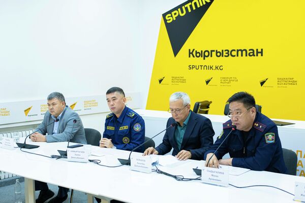 Участники брифинга ответили на вопросы журналистов - Sputnik Кыргызстан