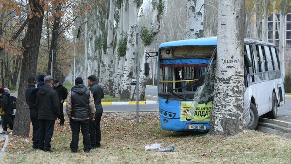 ДТП с участием пассажирского автобуса в Бишкеке - Sputnik Кыргызстан