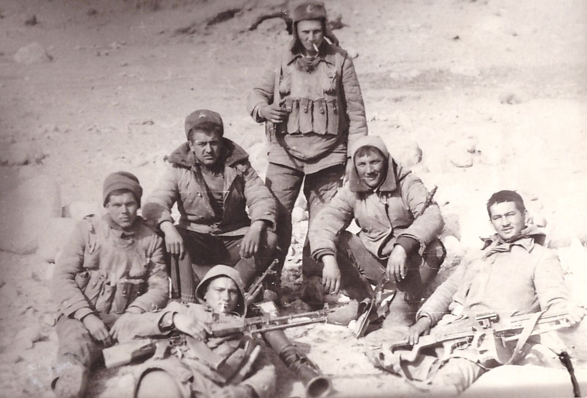 Участие кыргызских военных на афганской войне 1979—1989 годов - Sputnik Кыргызстан, 1920, 14.12.2021