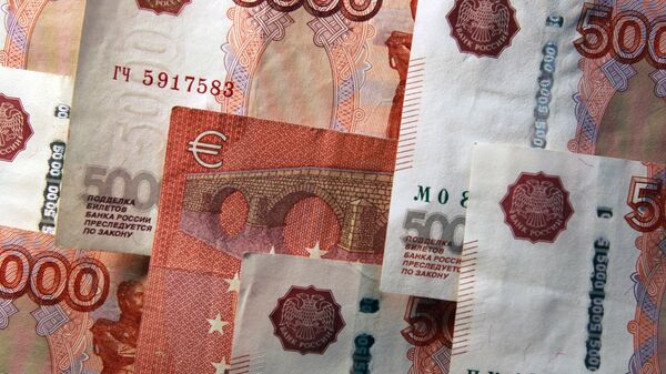 Рубль жана евро купюралары. Архив - Sputnik Кыргызстан