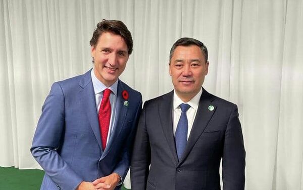 Президент Садыр Жапаров во время встречи с премьер-министром Канады Джастином Трюдо - Sputnik Кыргызстан