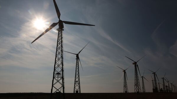 Ветрогенераторы на ветроэлектростанции. Архивное фото - Sputnik Кыргызстан