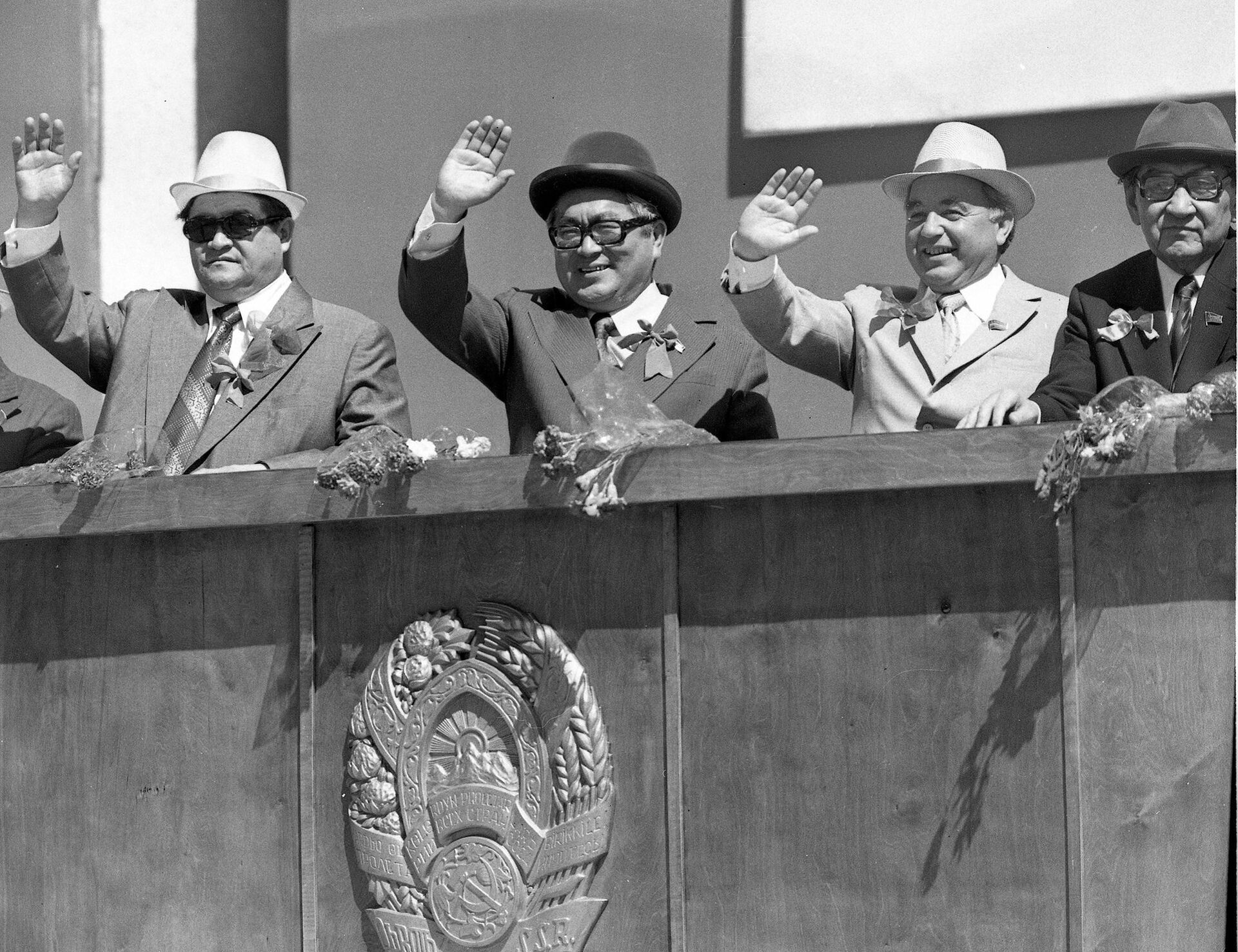 Герой Кыргызской Республики, государственный деятель Турдакун Усубалиев Герой Кыргызской Республики, государственный деятель Турдакун Усубалиев - Sputnik Кыргызстан, 1920, 05.09.2025