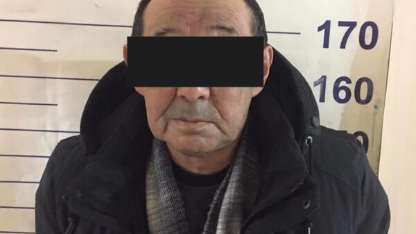Задержанный по подозрению в нападении с ножом на таксиста в Бишкеке - Sputnik Кыргызстан