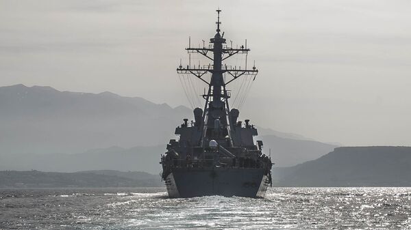 Эсминец ВМС США Портер движется в Черное море. Архивное фото - Sputnik Кыргызстан