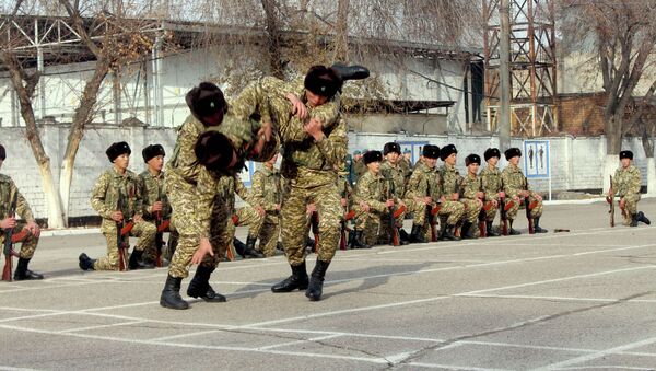 Военная присяга войсковой части 10128 Пантера Национальной гвардии - Sputnik Кыргызстан