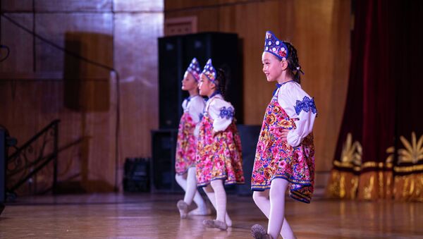 Музыкальный фестиваль детских творческих коллективов Карусель в Бишкеке - Sputnik Кыргызстан