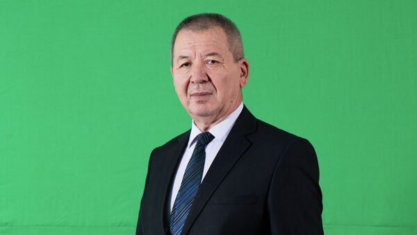 Кандидат в депутаты ЖК от партии Бутун Кыргызстан Сейитбек Довлотов - Sputnik Кыргызстан