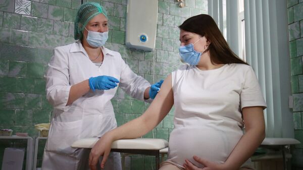 Вакцинация беременных женщин в Волгограде - Sputnik Кыргызстан