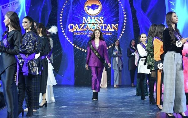 Победительница Мисс Казахстан получит денежный приз и многочисленные рекламные контракты с люксовыми брендами - Sputnik Кыргызстан