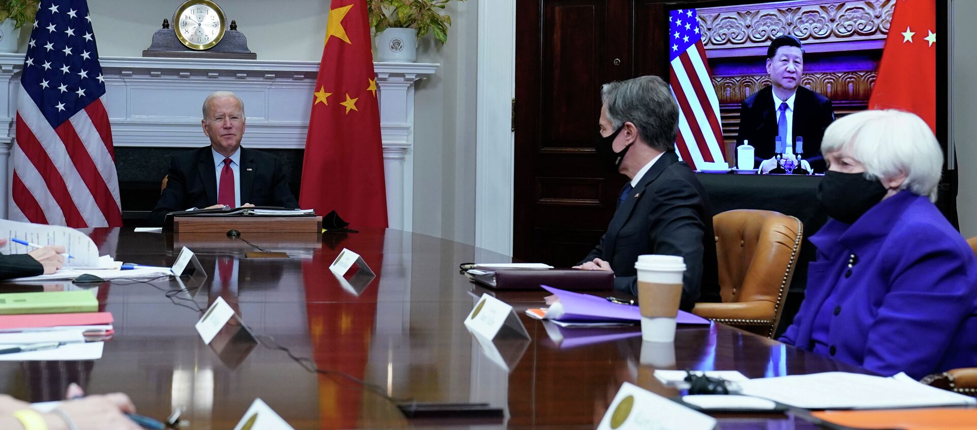 Онлайн встреча  президента США Джо Байдена и президента Китая Си Цзиньпина - Sputnik Кыргызстан, 1920, 17.11.2021