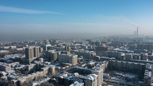 Как обычно, в зимнее время над столицей усиливается смог  - Sputnik Кыргызстан