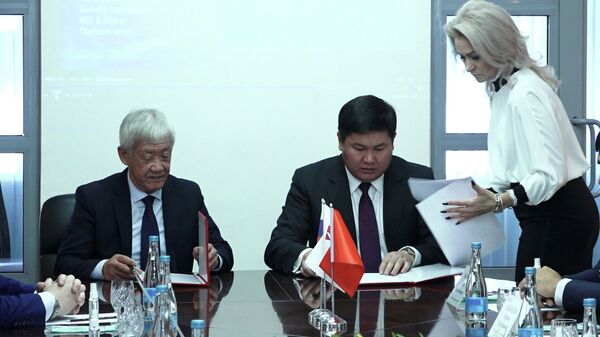 Как Кыргызстан и Россия заключили исторический контракт на $5,5 млн — видео - Sputnik Кыргызстан