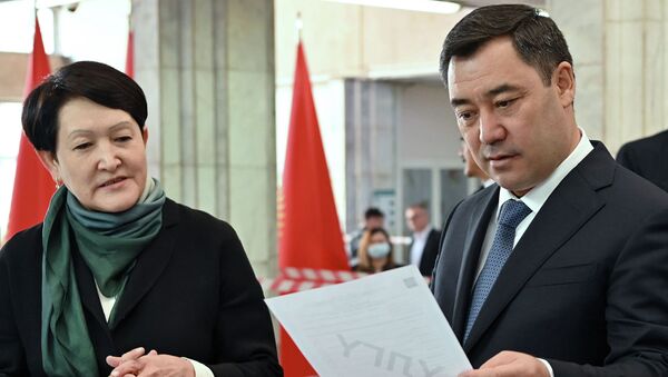 Президент Садыр Жапаров ознакомился с ходом готовности к проведению парламентских выборов в Бишкеке - Sputnik Кыргызстан
