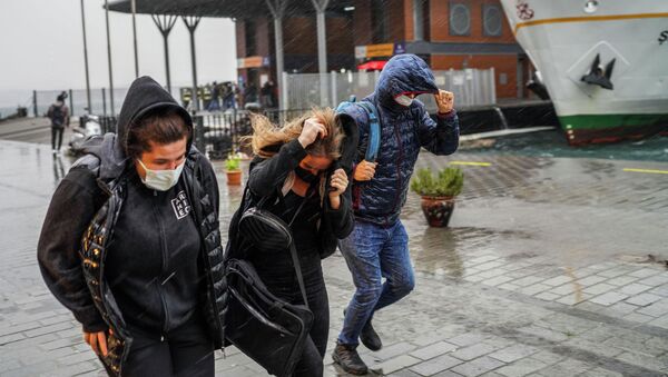Мощный ураган в Турции - Sputnik Кыргызстан