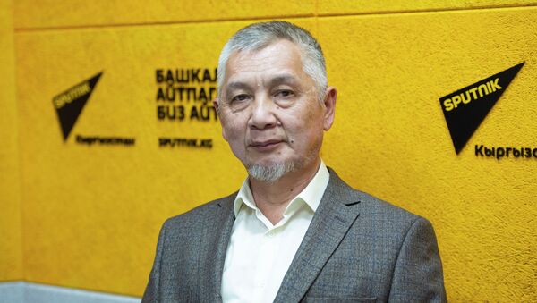 Врач невролог, доктор остеопатии Жапарбек Джекишев на радио Sputnik Кыргызстан - Sputnik Кыргызстан