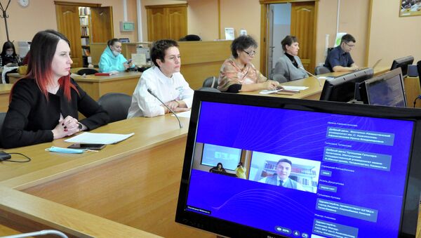 Эксперты АлтГУ проводят педагогические сессии по регионоведению - Sputnik Кыргызстан