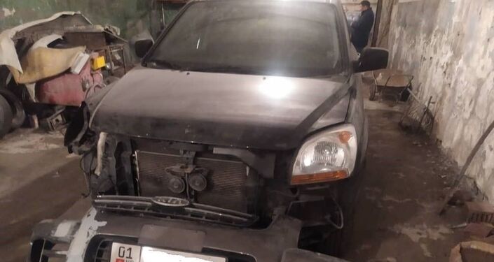 Автомобиль KIA Sportage, на котором предположительно был совершен автонаезд со смертельным исходом по улице Алма-Атинской в Бишкеке