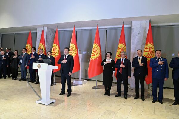 Жапаров заявил, что чувствует большую ответственность перед каждым кыргызстанцем за условия его жизни. - Sputnik Кыргызстан