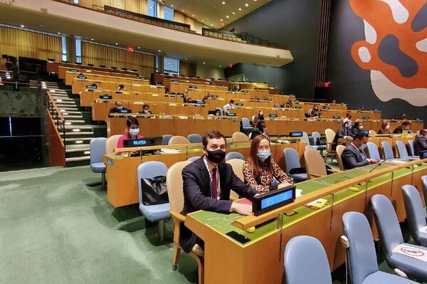 Отмечено, что соответствующая резолюция была принята 16 декабря на пленарном заседании 76-й сессии Генеральной Ассамблеи ООН - Sputnik Кыргызстан