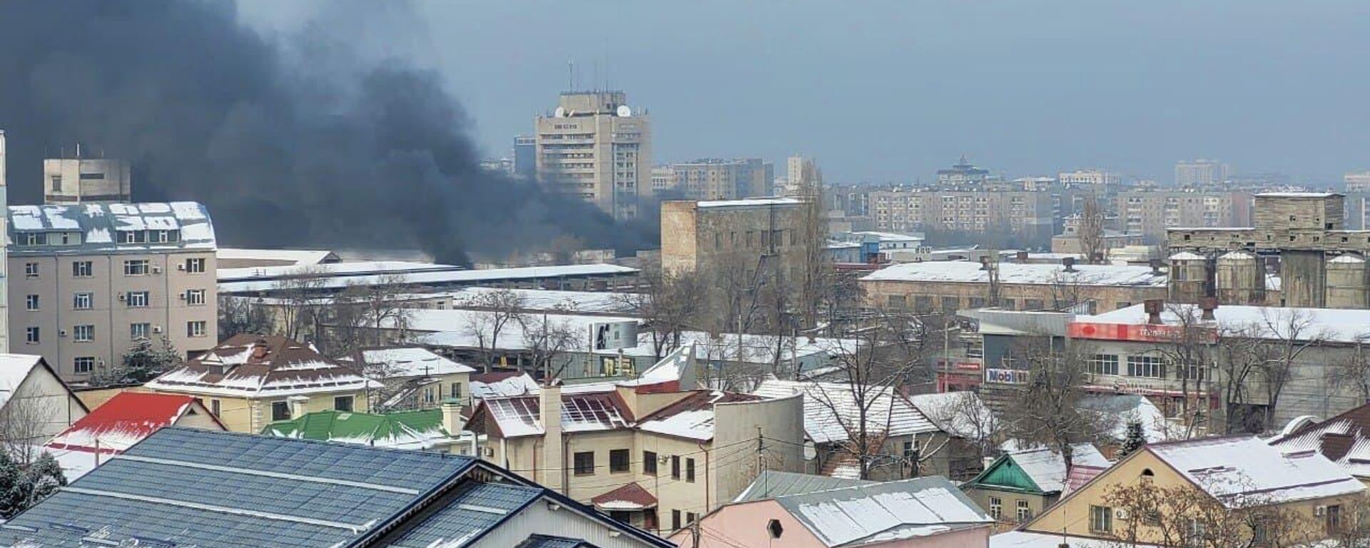Пожар на цементном заводе в Бишкеке - Sputnik Кыргызстан, 1920, 28.12.2021